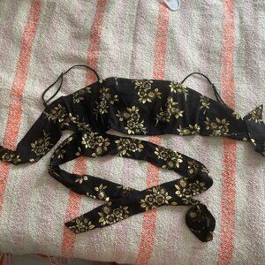 NWOT Lucy in the Sky Jacquard Wrap Top Black/Gold